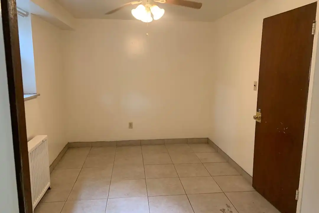 2355 Eldridge St unit SB - View 5