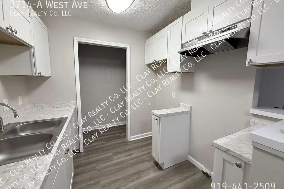 3714 West Ave - View 2