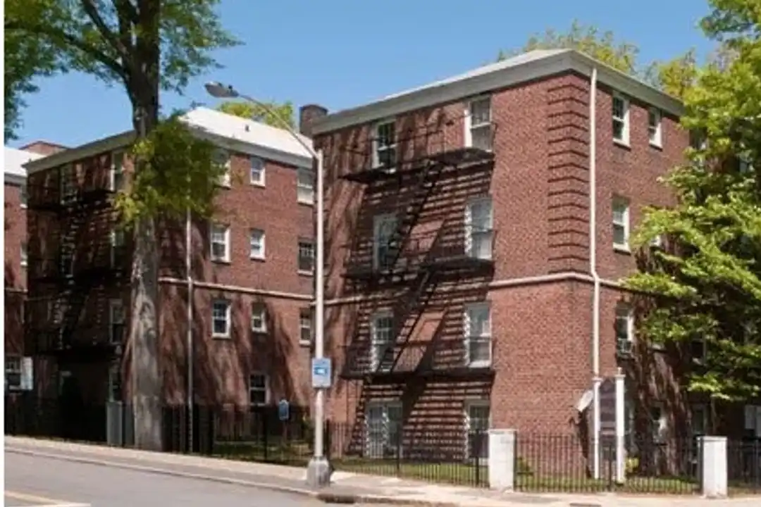 66-76 Melmore Gardens unit APT A-306 – photo 1