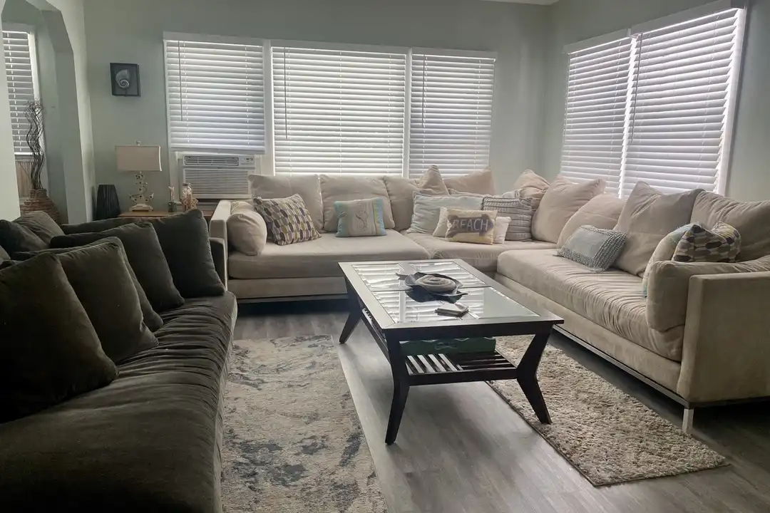 644 S Ridge St - View 5