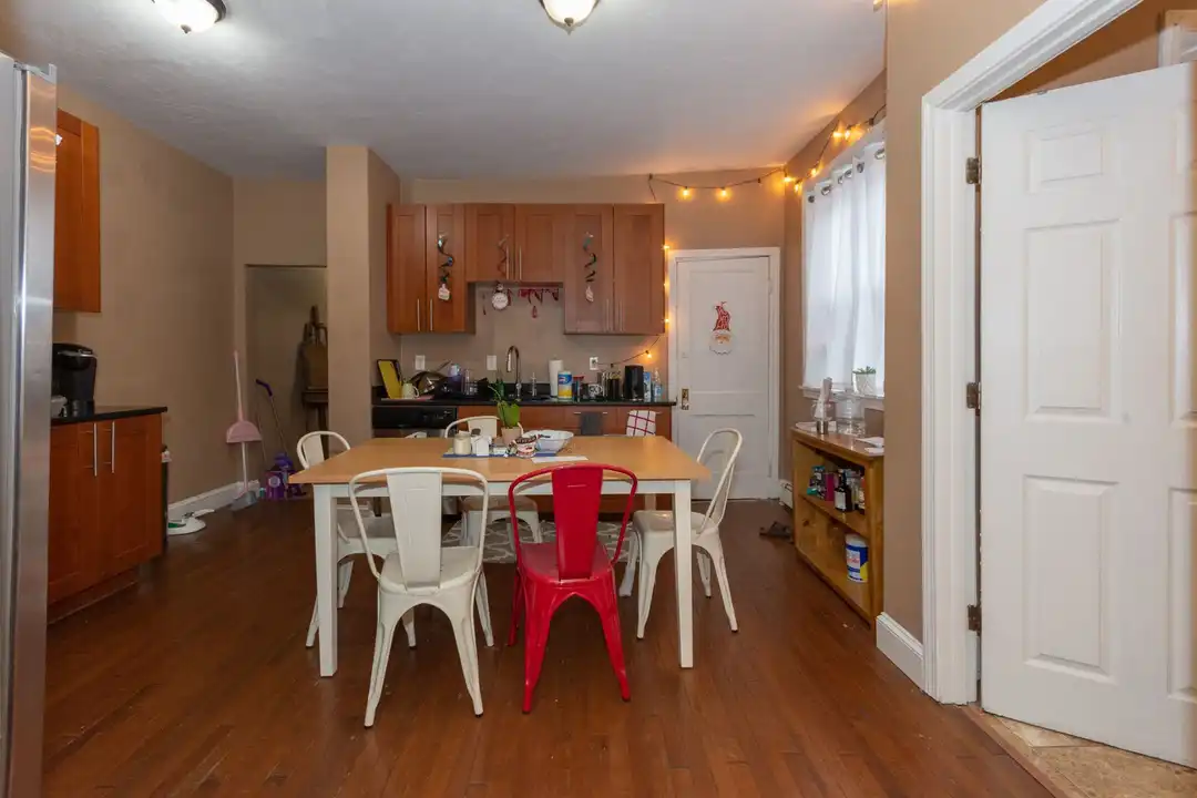 6 Glenville Terrace - More