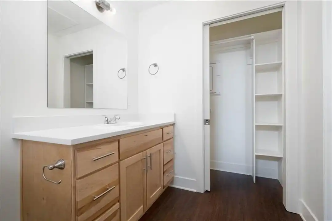 726 E Emma Ave #106 - View 5