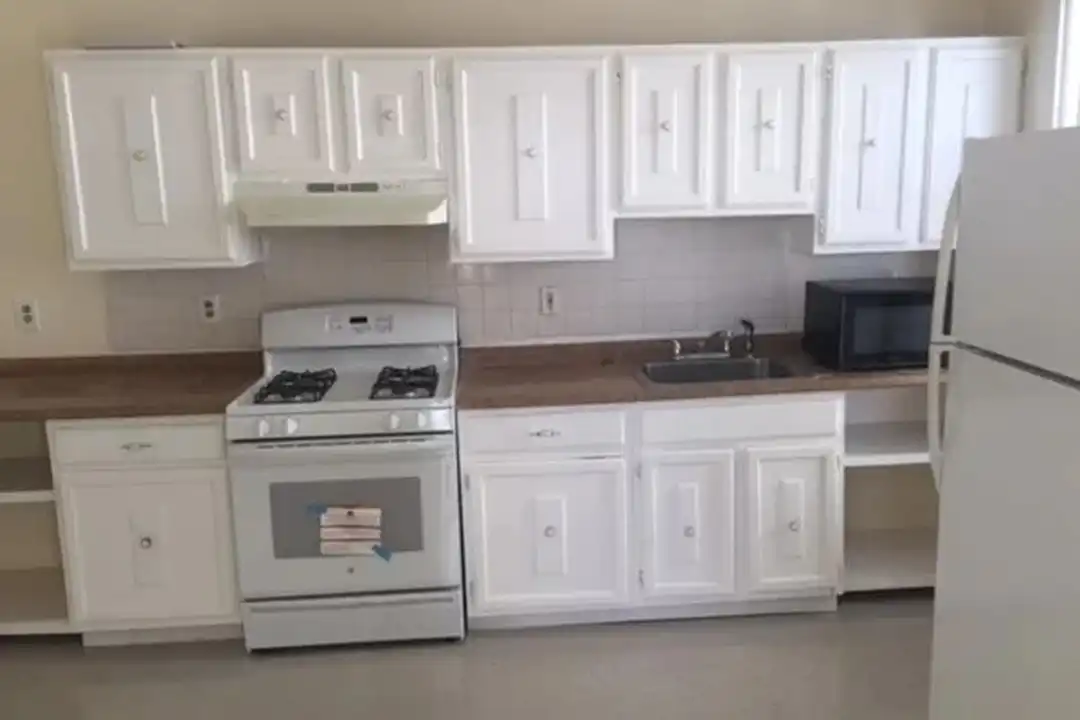 10 Buckley Ave unit 1 - Więcej