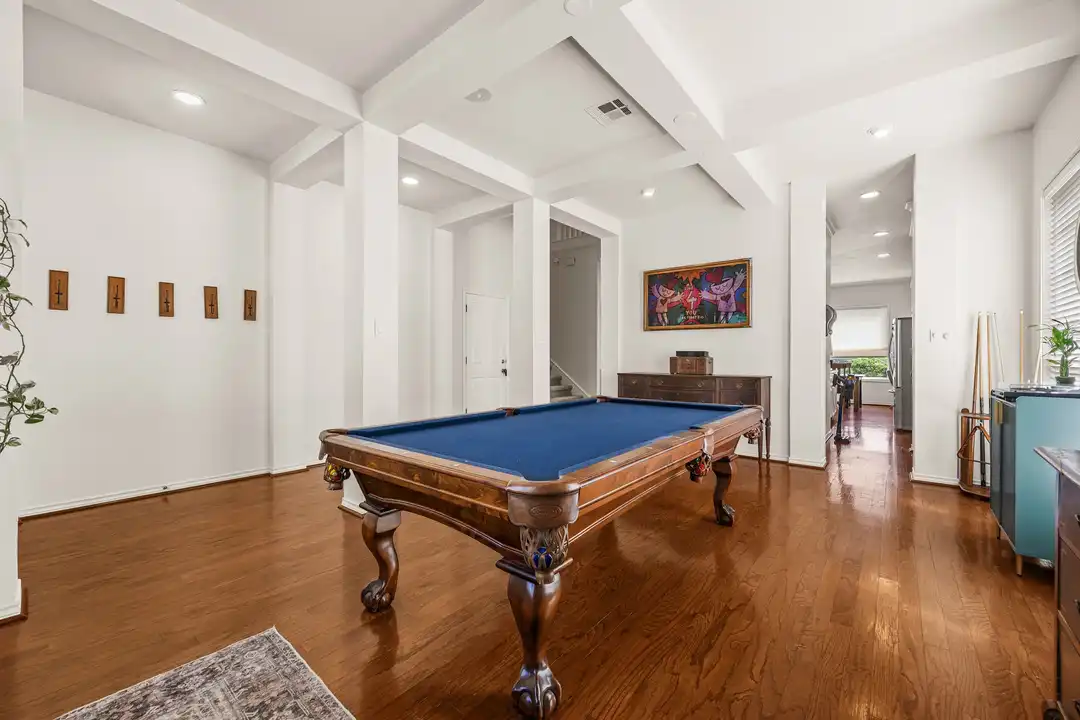 5004 Valburn Ct - More