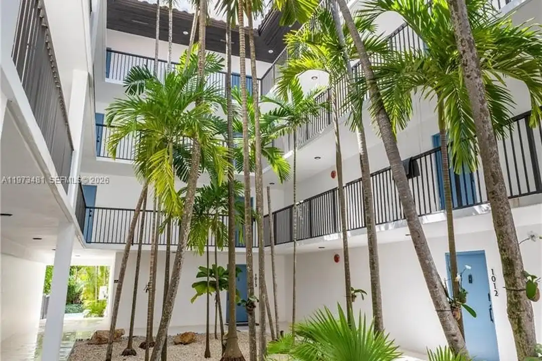 101 Ocean Ln Dr #1012 - View 5