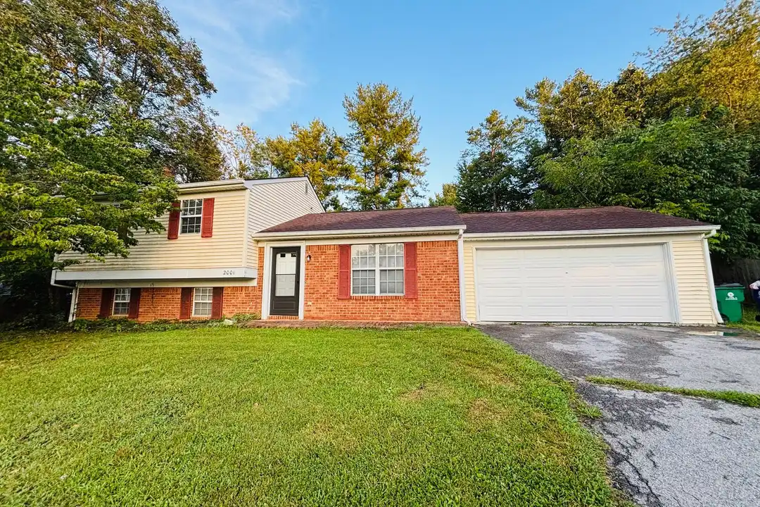 2001 Christopher Dr – photo 1