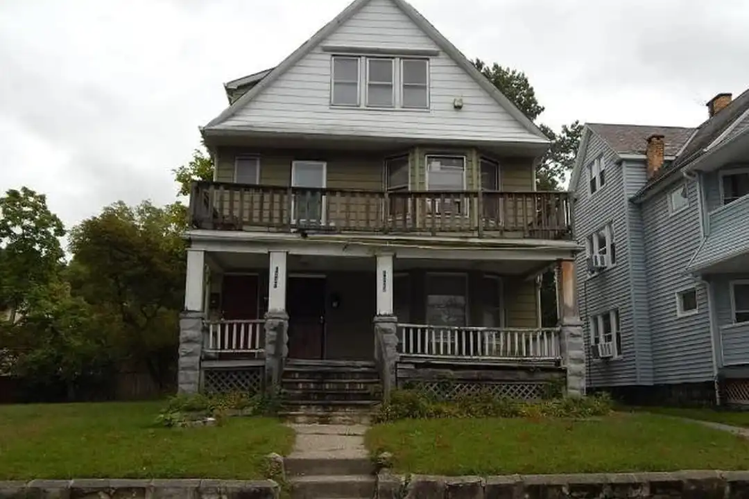 1237 Rozelle Ave – photo 1
