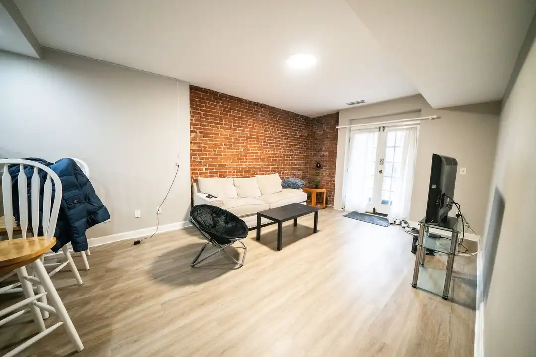 189 St Botolph St unit 1 - View 2