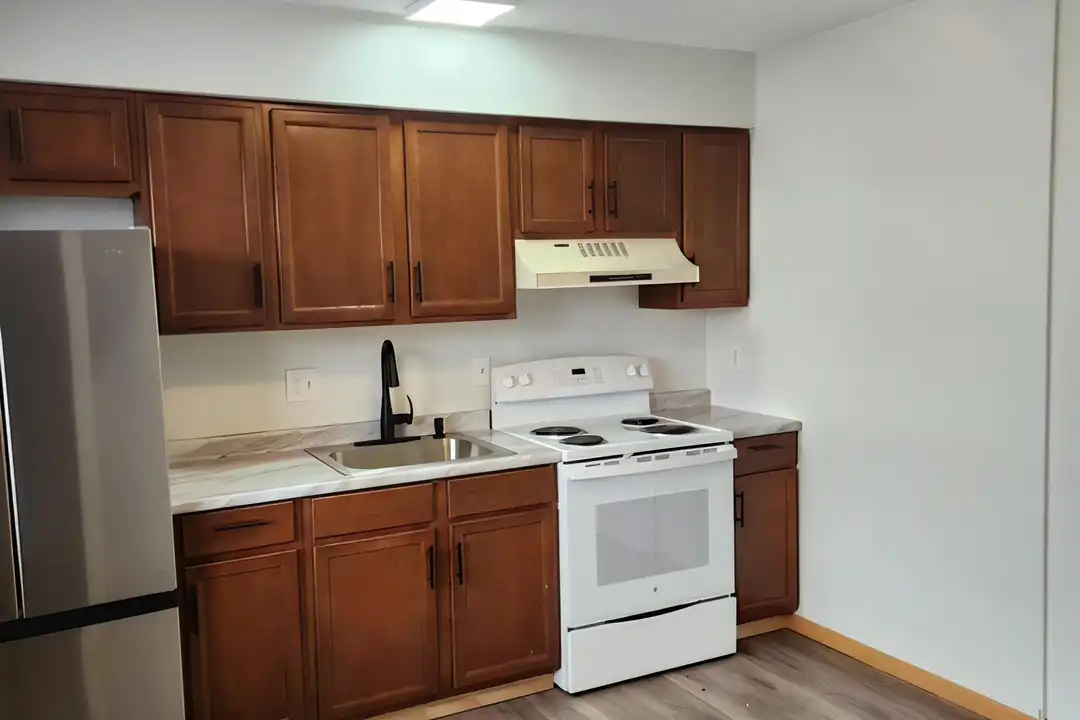 4 Bonne Terre Ct unit 8 – photo 1 of 13