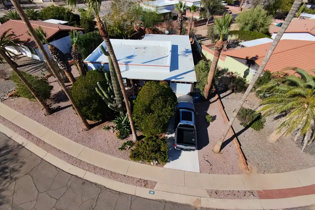 350 S Las Hamacas – photo 1 of 19