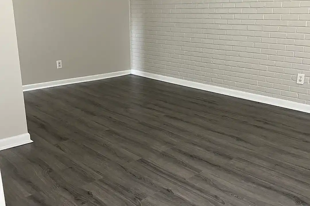 Brixton Place Apartments – photo 1