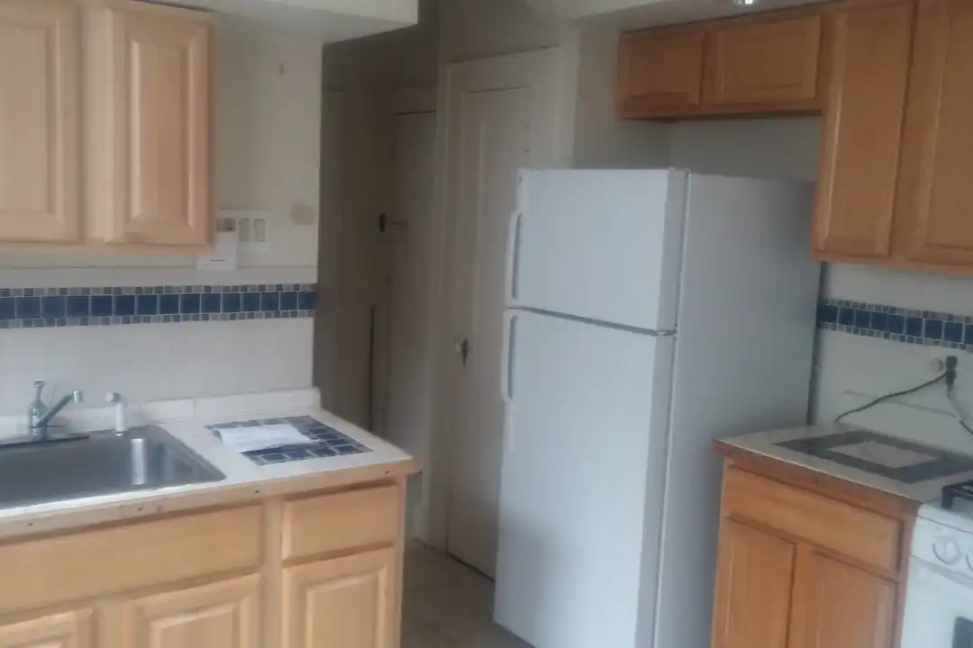 133 Schuyler Ave unit 1r - View 5