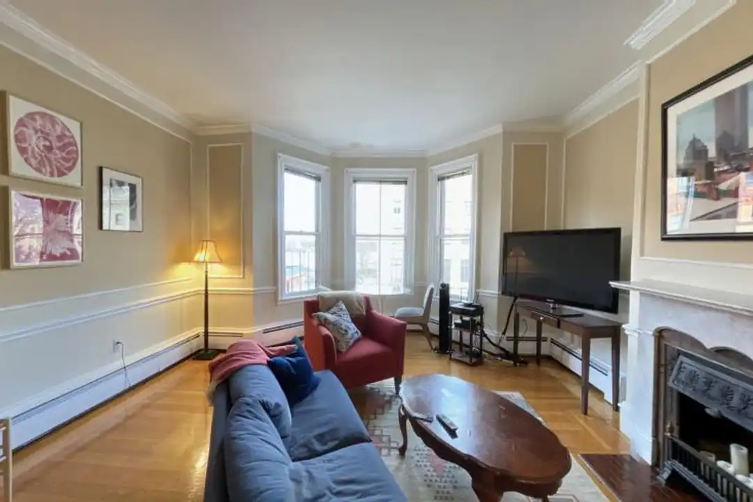 431 Beacon St - View 3
