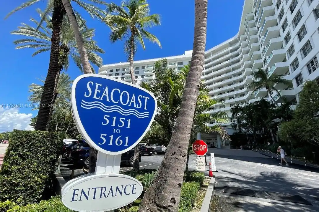 5151 Collins Ave unit 1722 - More