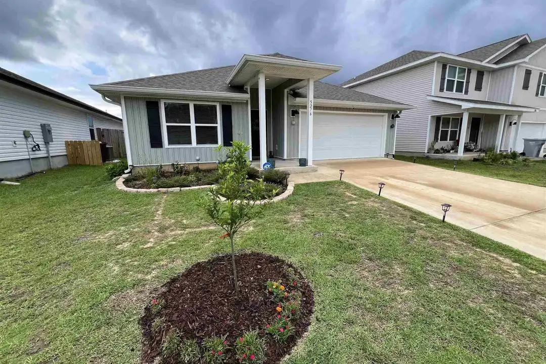 5276 Peach Dr - View 2