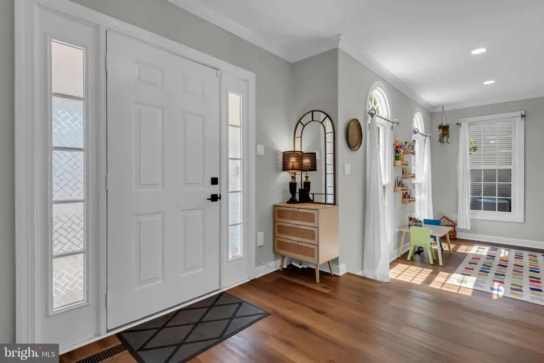 2816 Bargate Ct - View 6