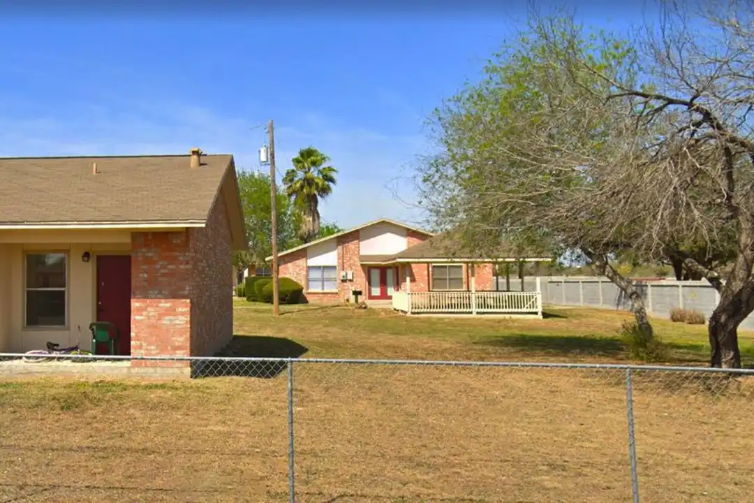 2300 Alamo St unit 101 - View 2