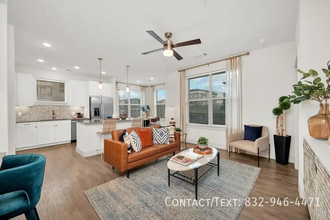 Apartment in Cypress - View 5