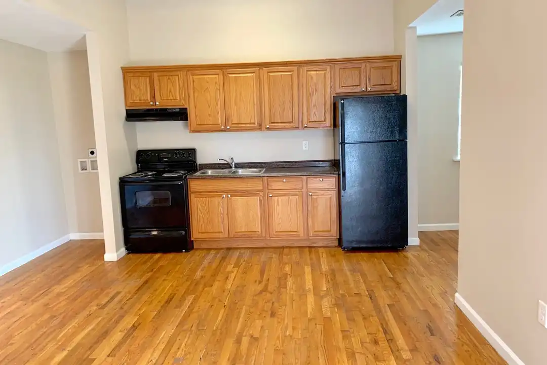 2328 Gravier St unit 2330 - More