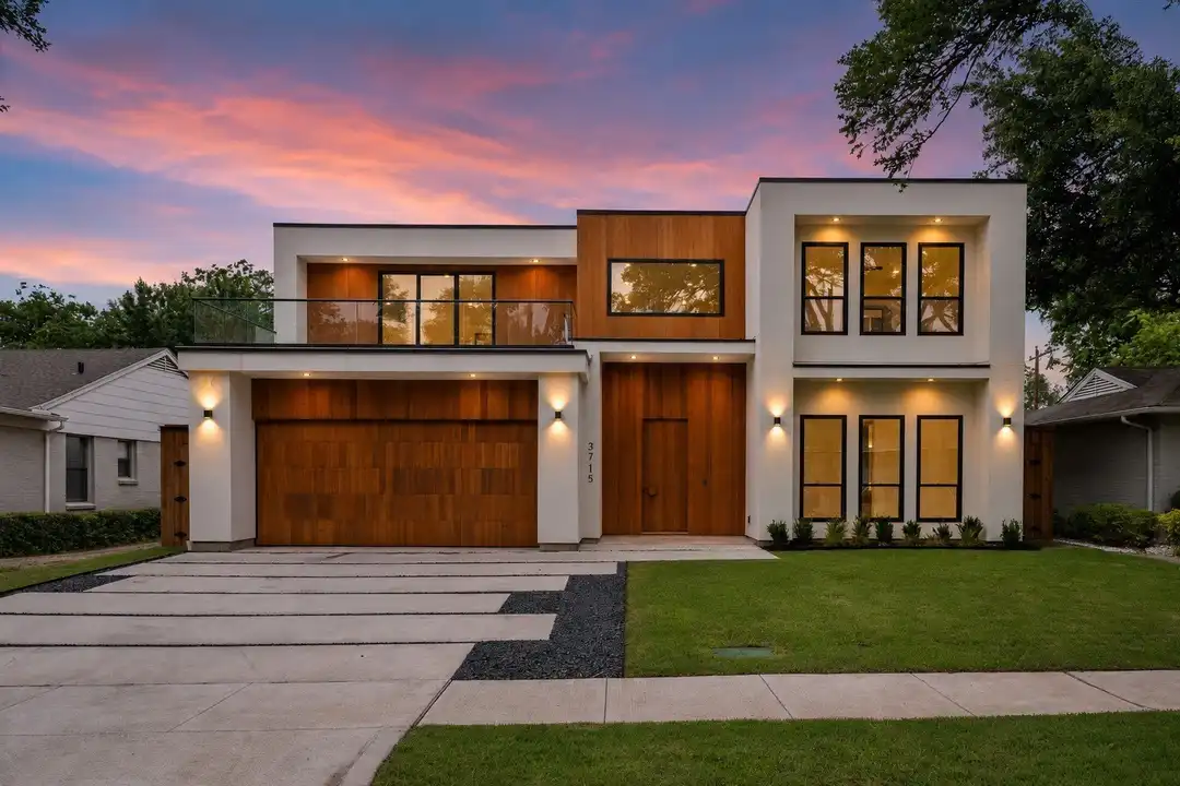 3715 Park Ln - View 2