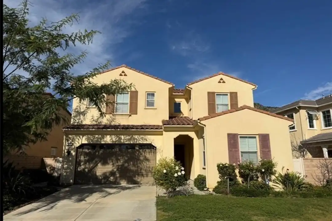 667 Desert Willow Rd - View 3