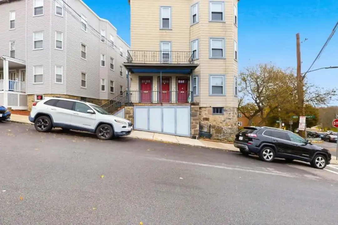 1 Orient Ave – photo 1