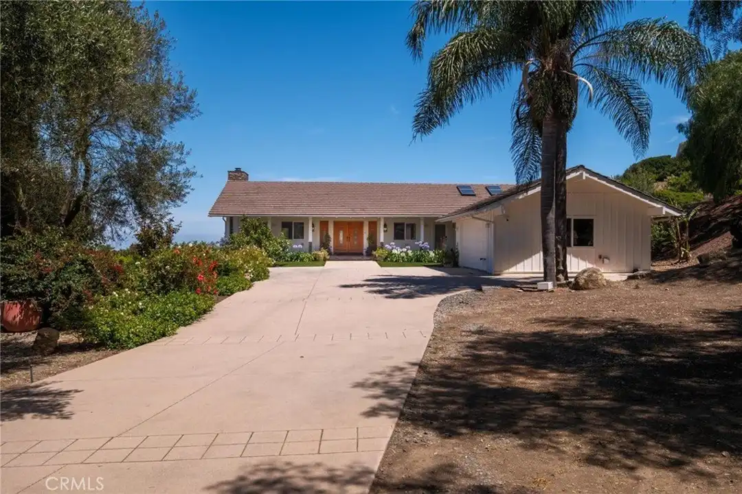 House in Rolling Hills - View 2