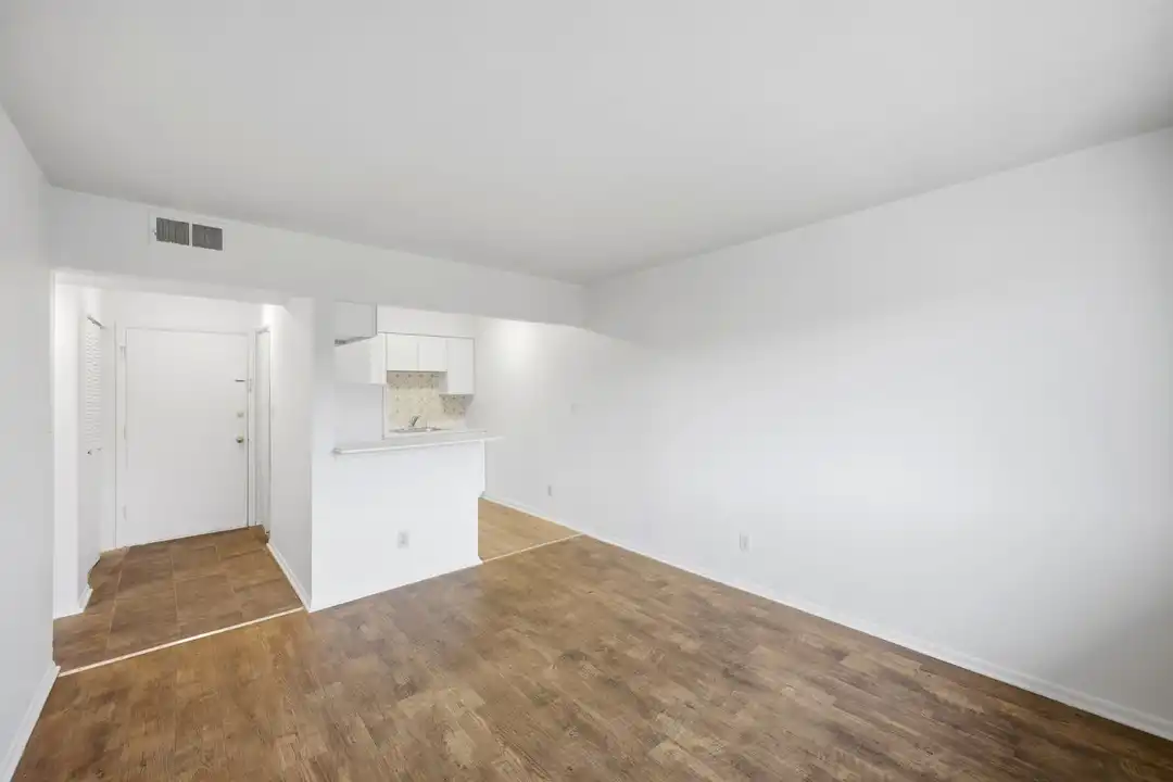 542 Riverview Dr unit C2 - More