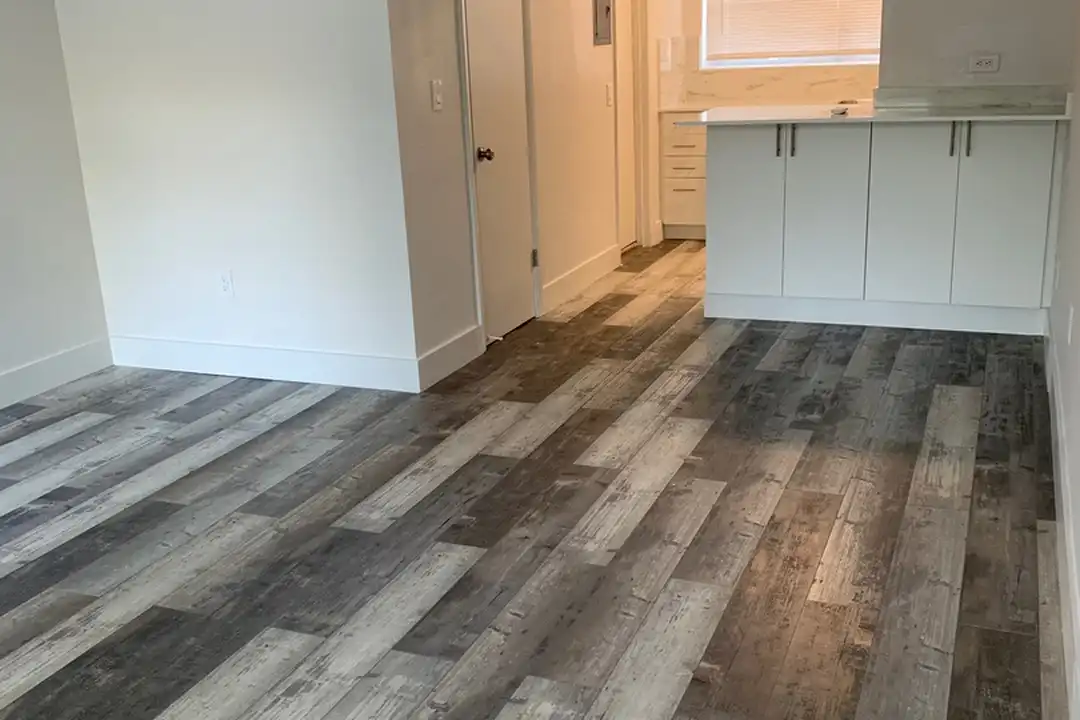 Apartment in Miami - View 5