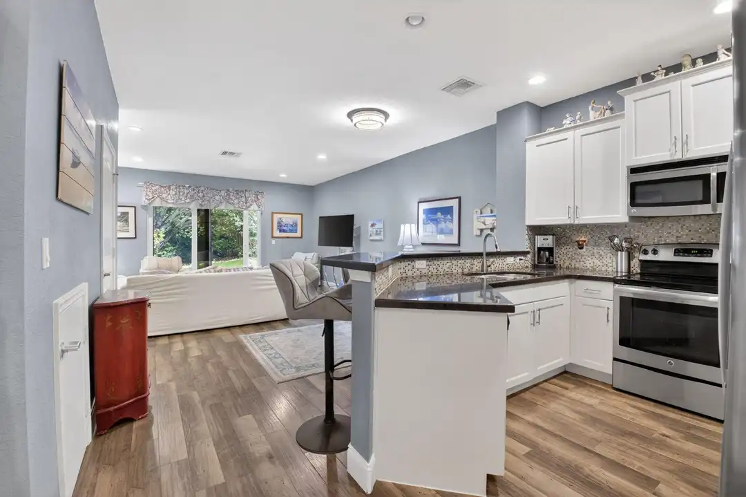2626 Webb Ave - View 5