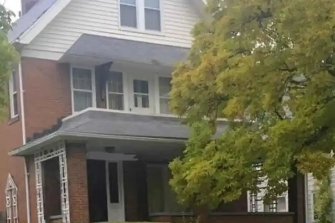 1846 Mannering Rd unit DOWN – photo 1