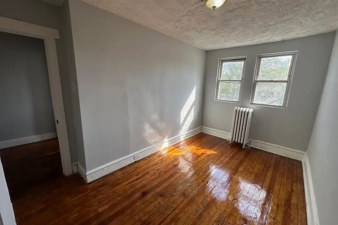 4341 N Fairhill St - View 4