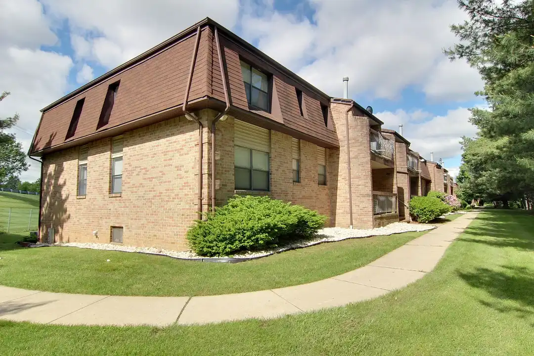 Apartment in Keasbey - More