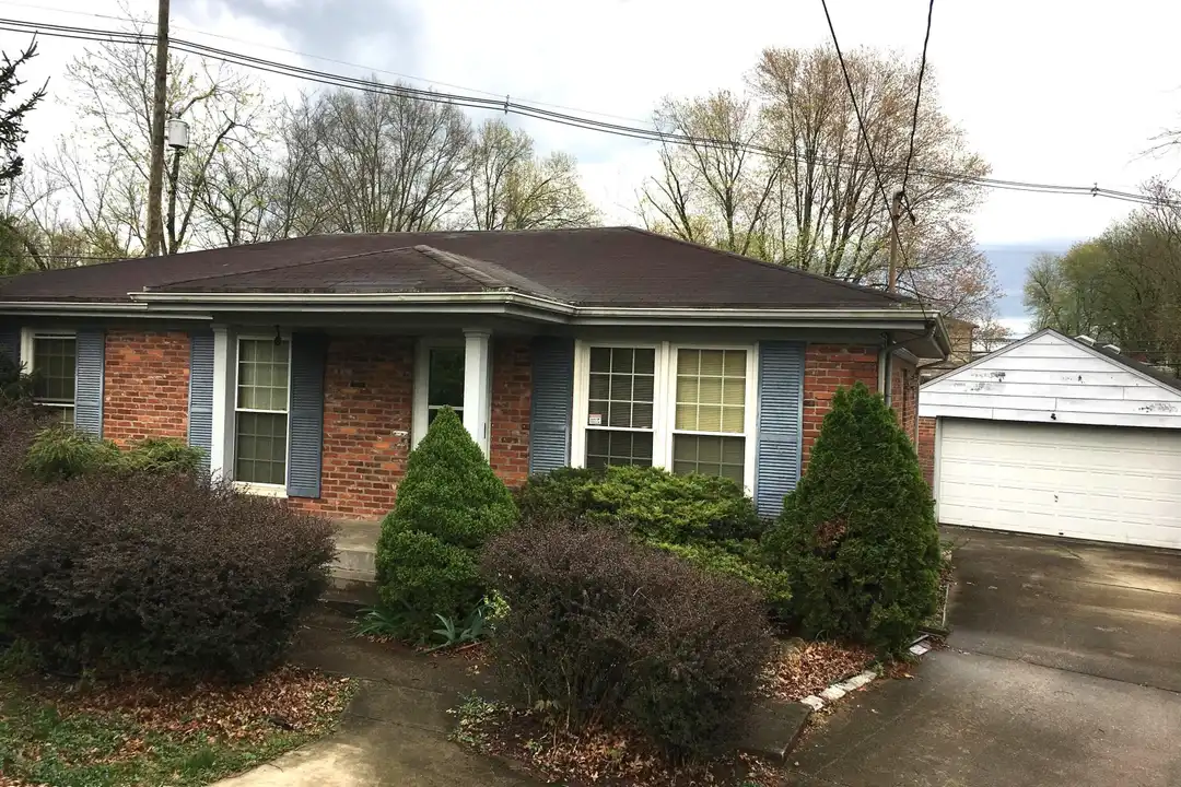 205 S Evergreen Rd – photo 1