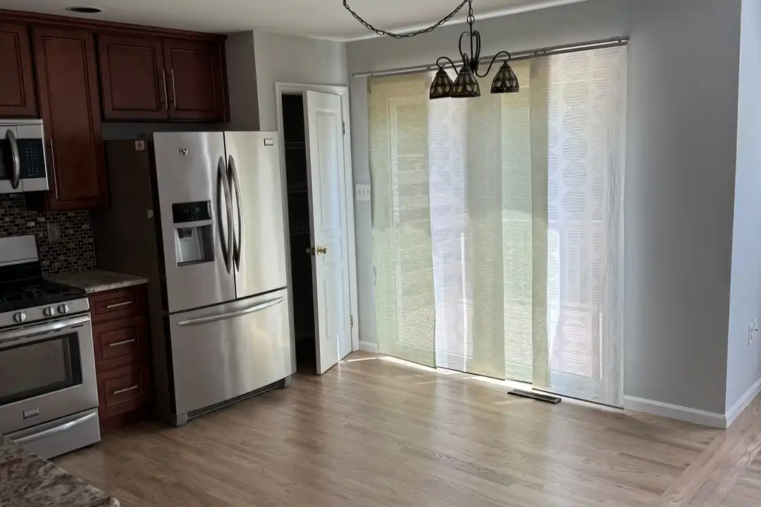 97 Wessex Ct unit 97 - View 5