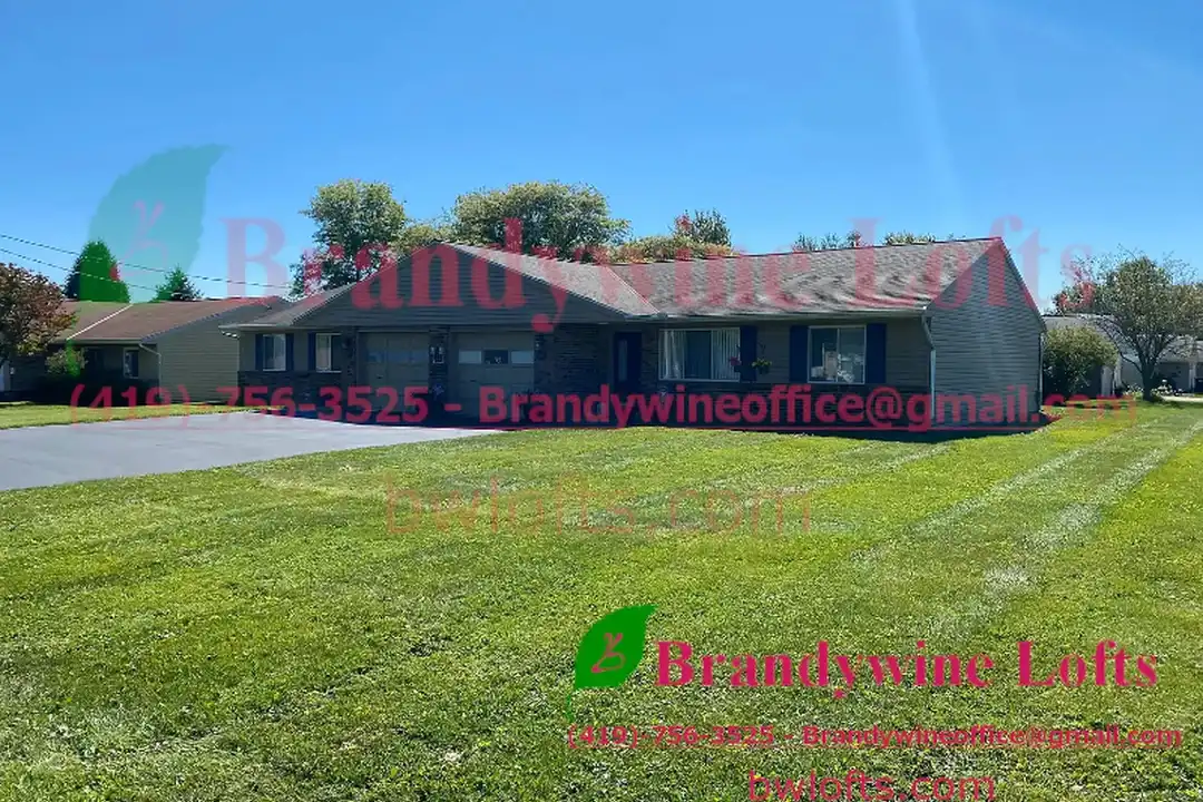 639 Straub Rd W – photo 1