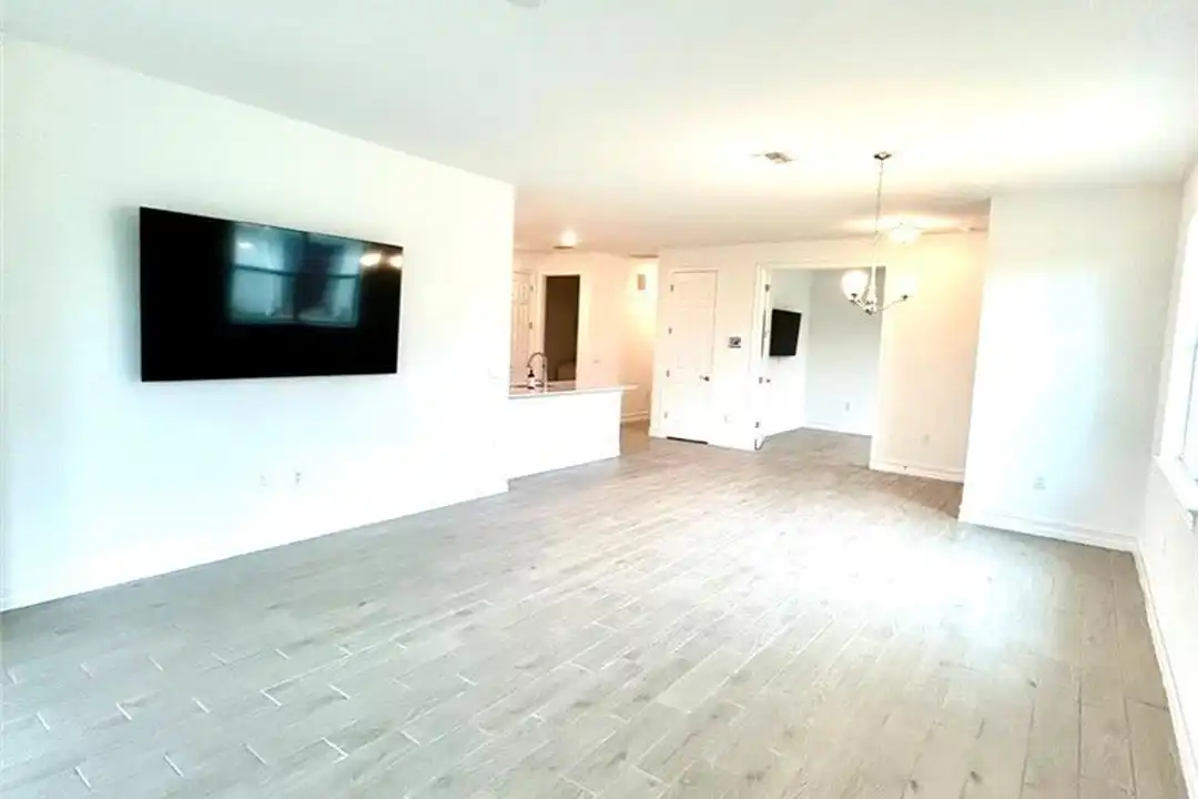 43806 Blue Heron Ln - View 6