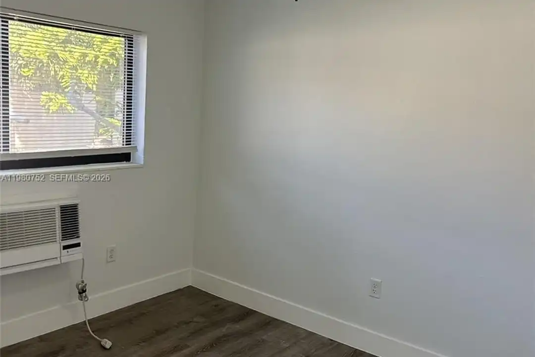 34 W 31st St #4 - View 4