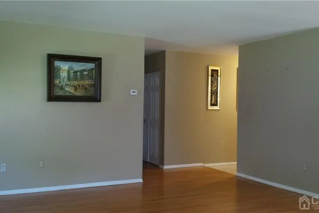 1 Tripplet Rd - View 3