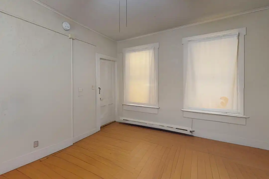 37 Franklin St - View 3