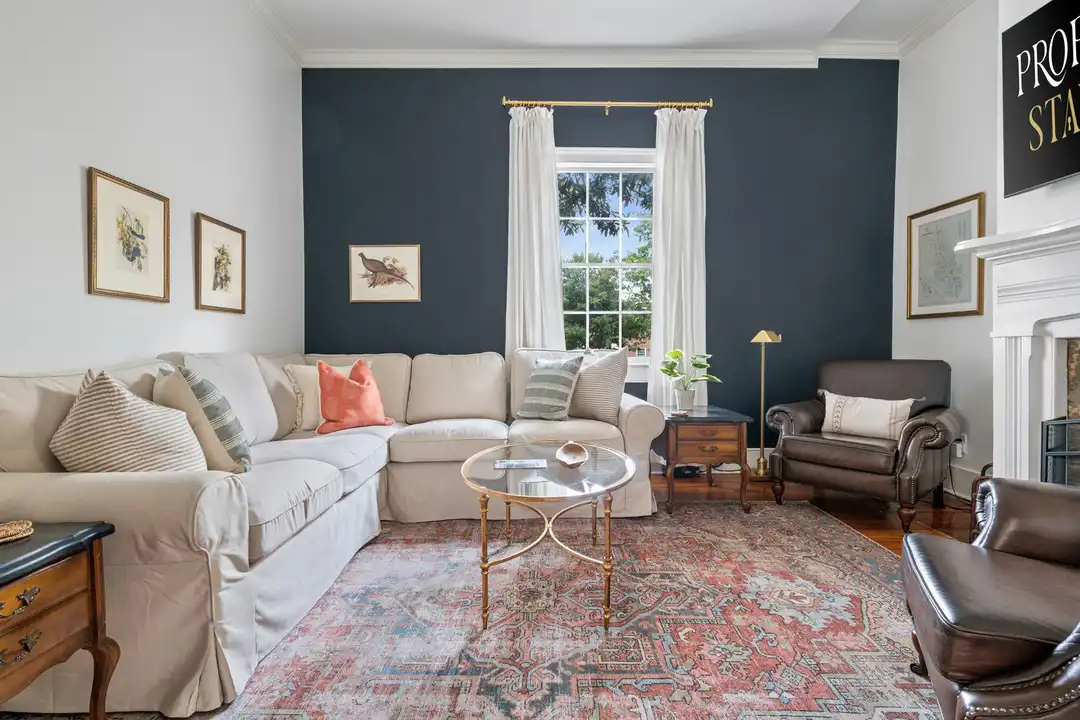 123 Queen St - View 6