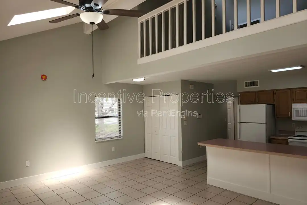 310 Mayfair Pl SW - View 4