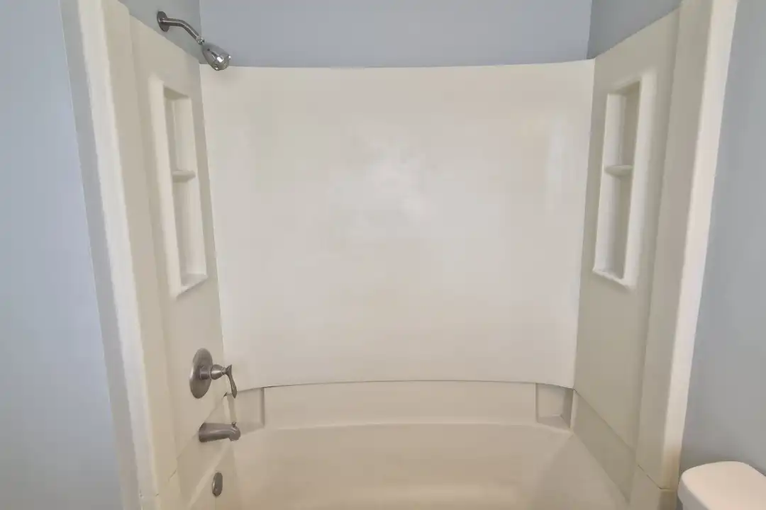 3747 Ireland Dr - View 3