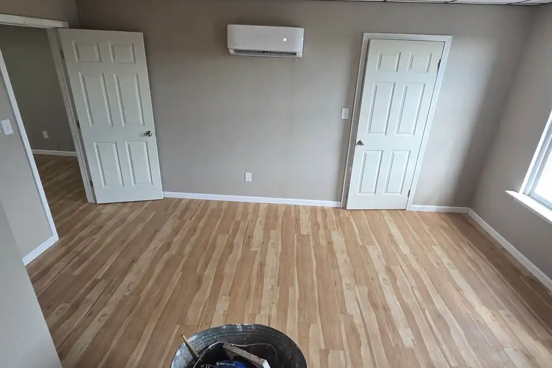 535 Wheeling Ave – photo 1 of 15