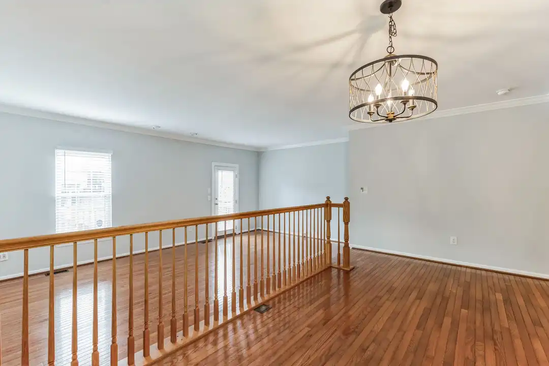 5201 Dunstable Ln - View 4