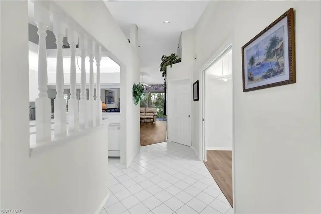 Apartment in Naples - More