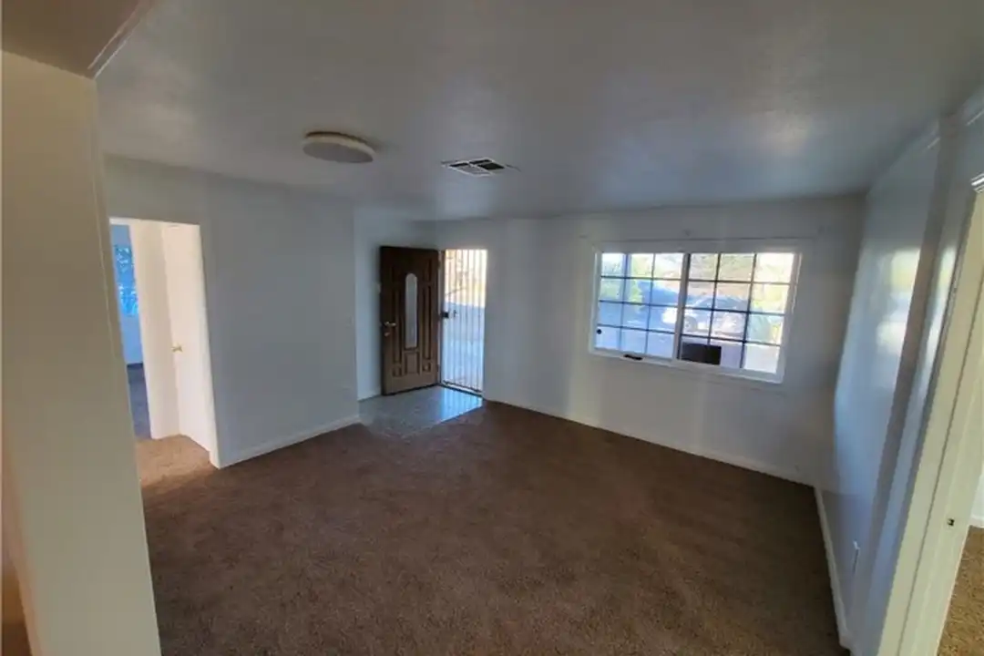 8550 C Ave - View 4