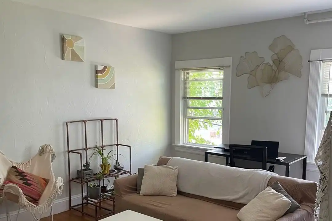 71 Linden St – pohled 3