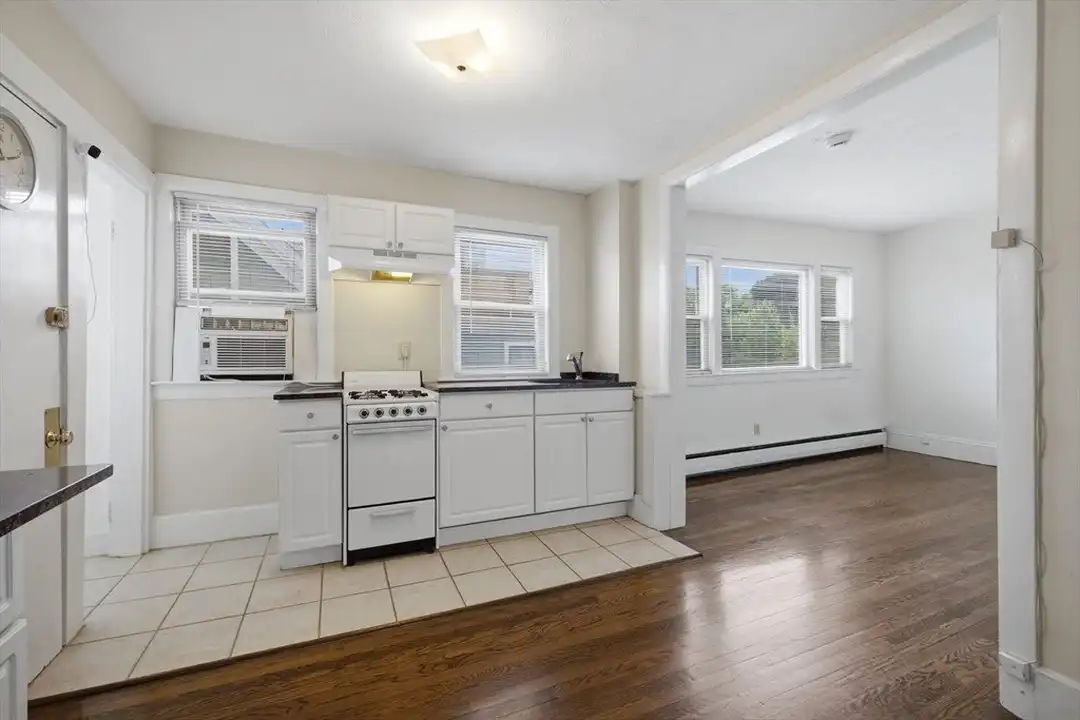 193 Concord Ave #5 - View 4