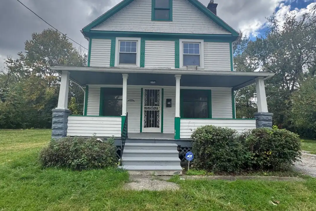 9520 Marah Ave – photo 1